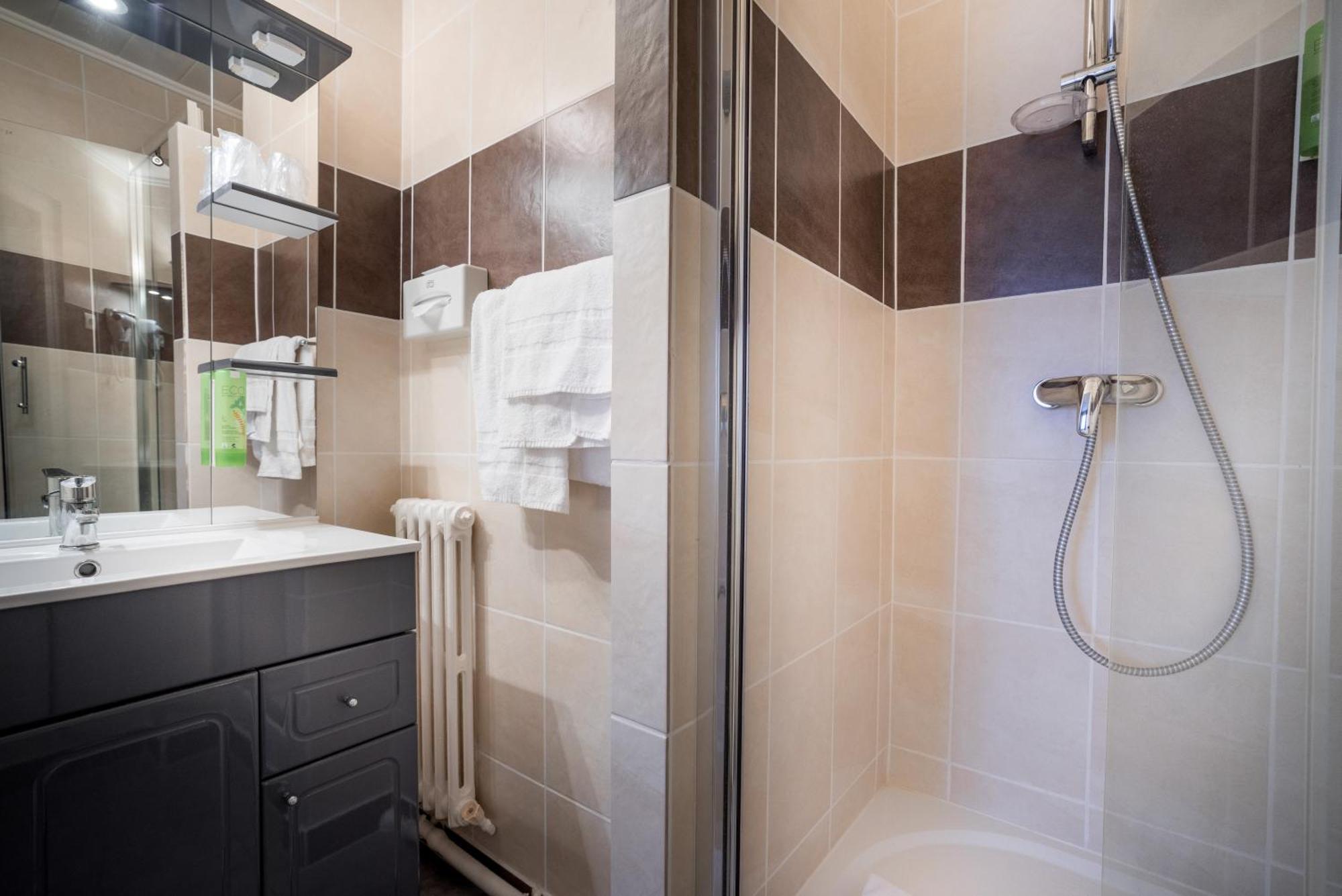 Holnon Sure Hotel By Best Western Saint-Quentin Ouest מראה חיצוני תמונה