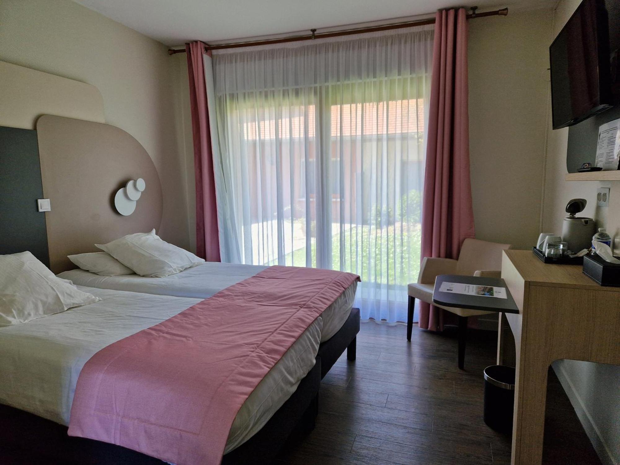 Holnon Sure Hotel By Best Western Saint-Quentin Ouest מראה חיצוני תמונה